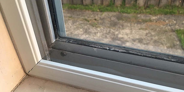 insulating aluminium windows